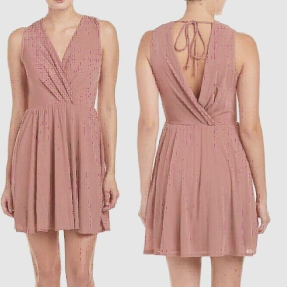 NWT BCBGeneration | Sleeveless Surplice Mini Dress in Nostalgia Rose | Small - Picture 1 of 11